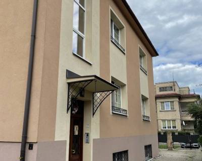 Predaj veľkometrážneho bytu vo vilovom dome v Banskej Bystrici-3