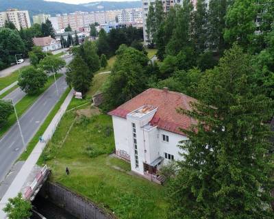 Ponúkame na predaj známu vilu Liseckého v Radvani.-1